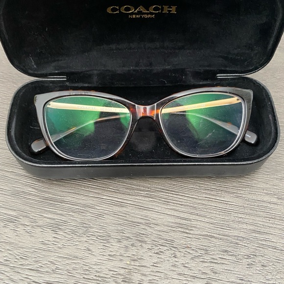 Coach glasses. Currently have prescription lenses in there - Picture 3 of 4